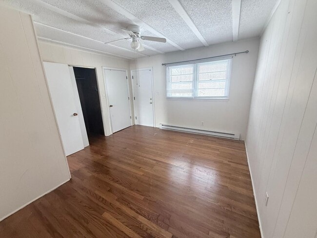 Building Photo - Playground Road