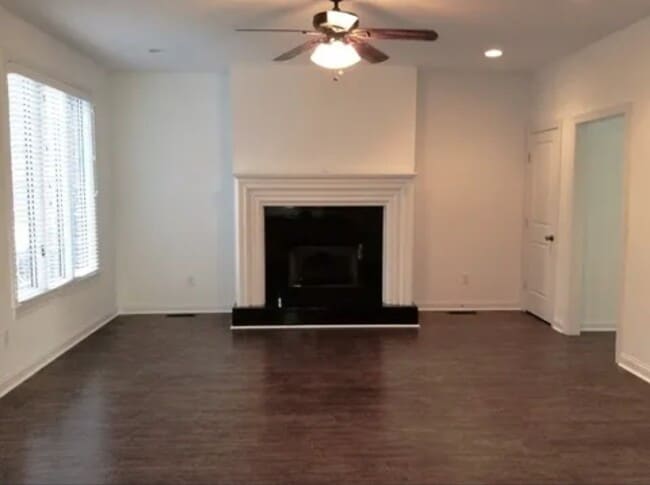 Building Photo - 126 Pheasant Run