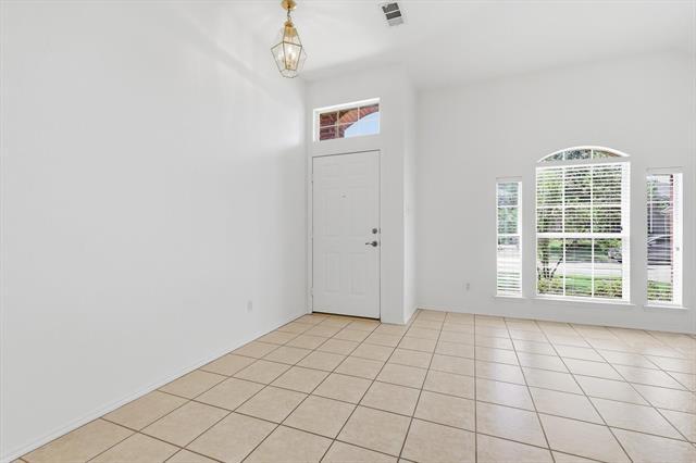 Foto del edificio - 1707 Nightingale Ln