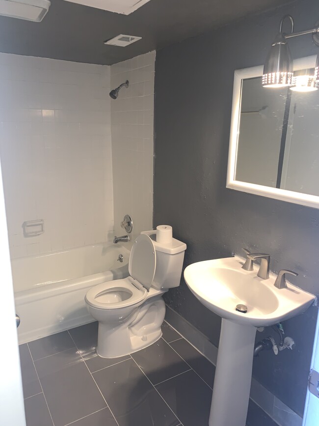 Foto del edificio - 14777 Wunderlich Dr