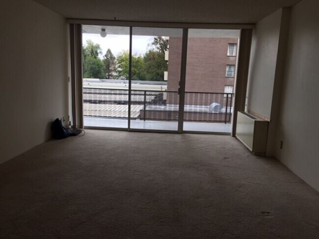 Building Photo - Secure One-Bedroom Condo Near CSU with Premium Community Amenities
