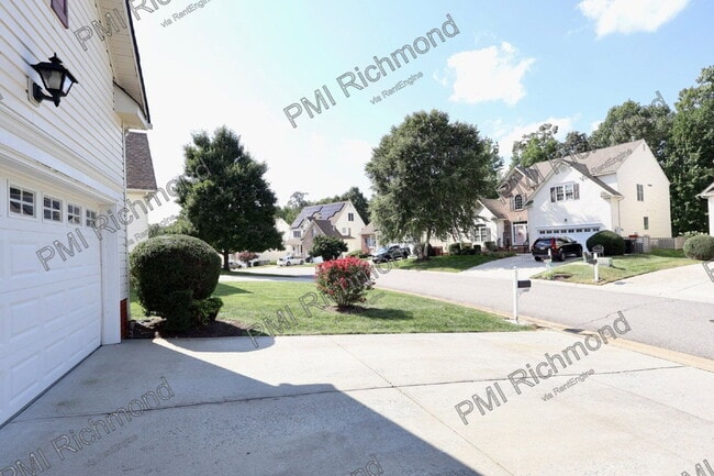 Building Photo - 14669 Sailboat Cir