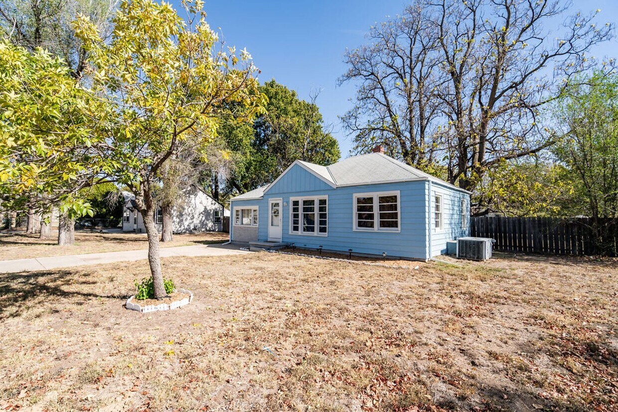 Foto principal - 122 S Florence St