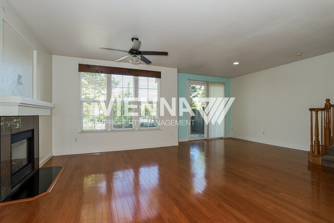 Foto del edificio - 907 Marvin Gardens Way
