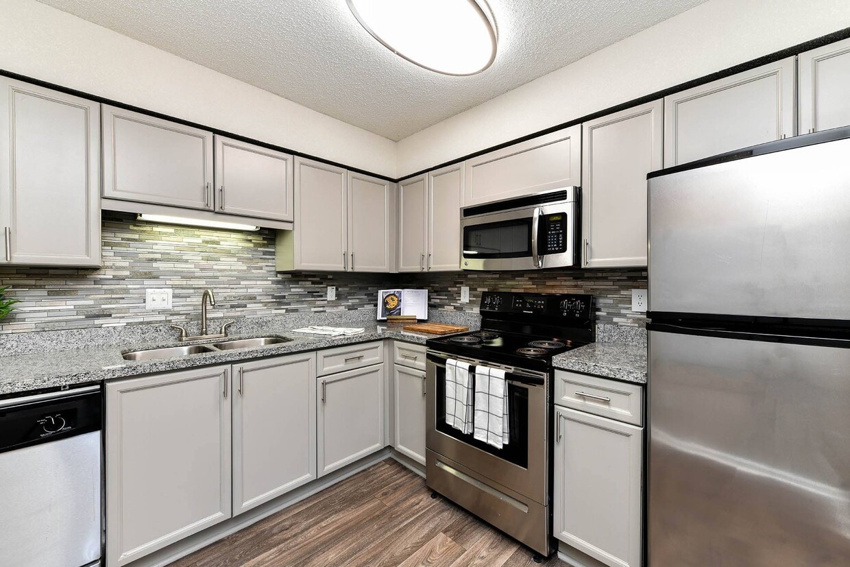 Primary Photo - xDistrict at Vinings Apartments