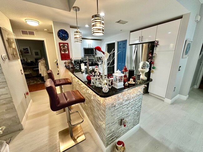 Foto del edificio - 4720 Mimosa Pl