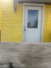 Building Photo - 411 Stafford St