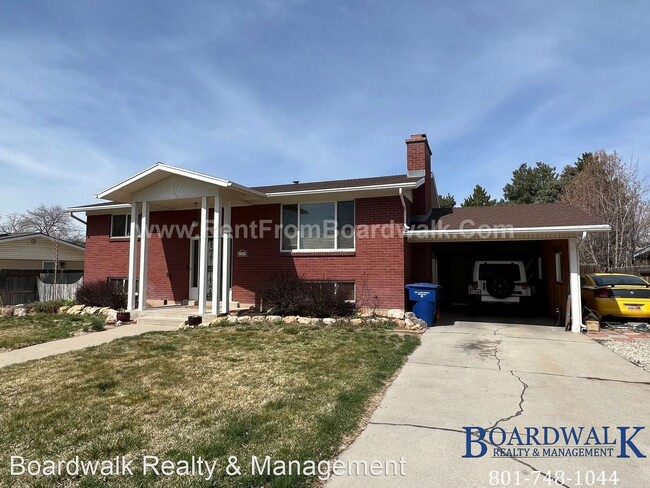Building Photo - 4 br, 2 bath House - 1477 E 7335 S
