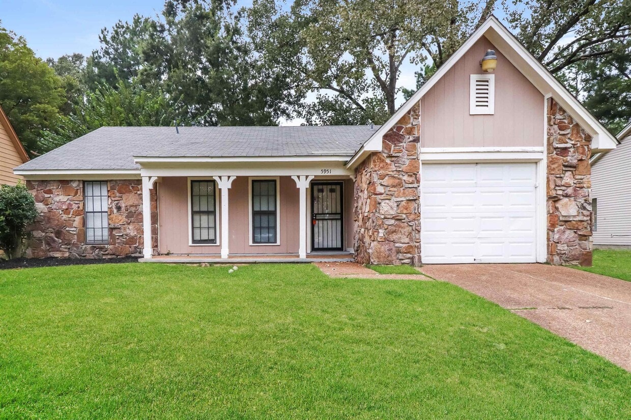 5951 Beauvoir Dr, Millington, TN 38053 House Rental in Millington, TN