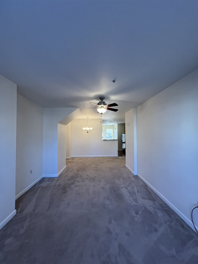 Building Photo - 42413 Hollyhock Ter