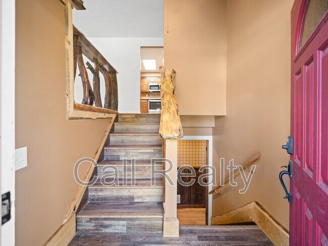 Foto del edificio - 1825 S Lake Rd
