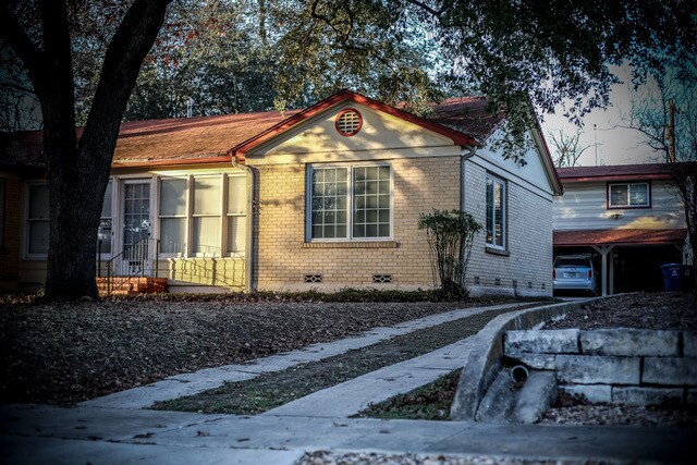 Foto del edificio - 123 E Lullwood Ave