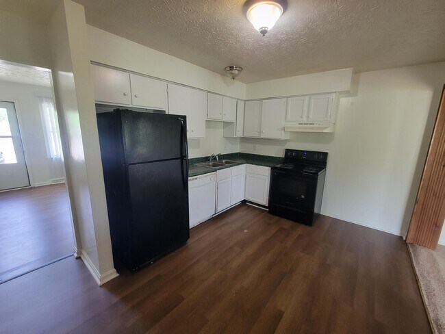 Foto del edificio - 2653 Twinbrooke Ln