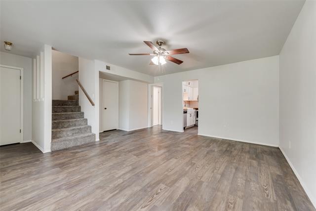 Building Photo - 1804 Ridgeview Plaza