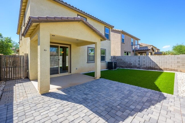 Foto del edificio - 40262 W Molly Ln