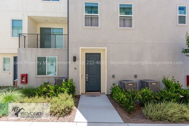 Building Photo - OTAY MESA !!!TRI LEVEL PERFECTION 2 BED/2....