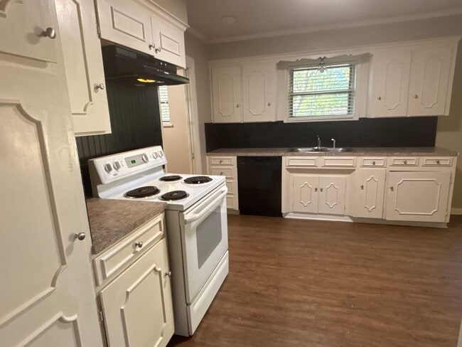 Foto del edificio - 204 Ridgecrest Dr