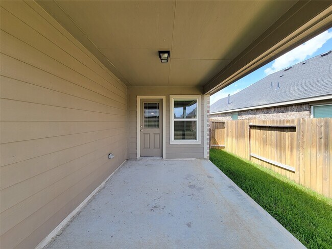 Building Photo - 10037 Swift Fox Ct