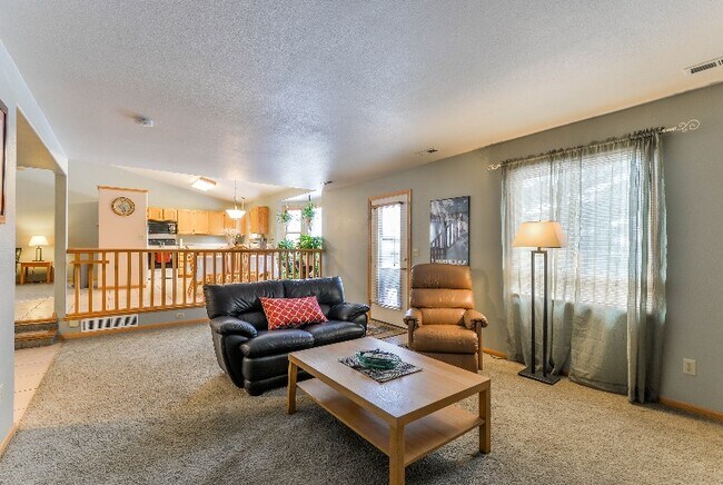 Building Photo - 4335 Brookstone Ct