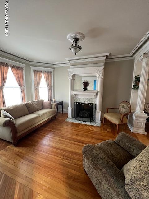 Primary Photo - 230 Green St