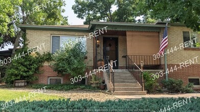 Building Photo - 302 E Evans Ave