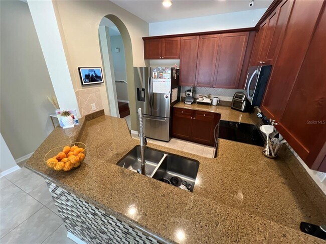 Building Photo - 6011 Strada Isle Wy