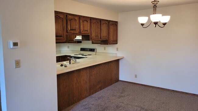 Foto del edificio - 3971 Fairway Hills Dr