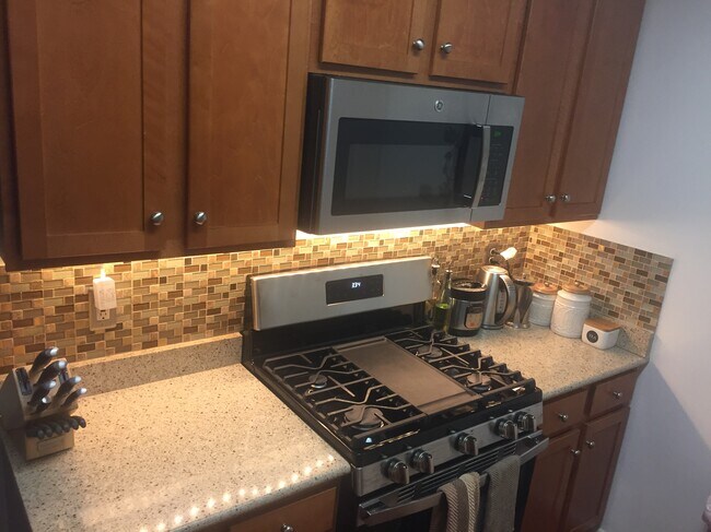 Kitchen Side View 1 - 4852 Eisenhower Ave