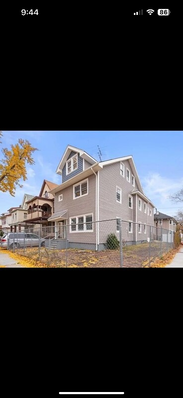 Foto del edificio - 40 Ellington St