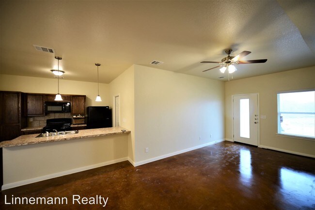 Building Photo - 4502 Skyflower Ln