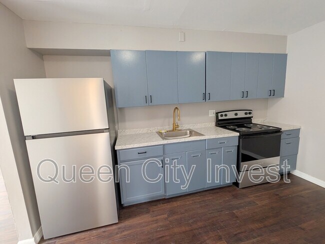 Foto del edificio - 110 Cromwell Pl