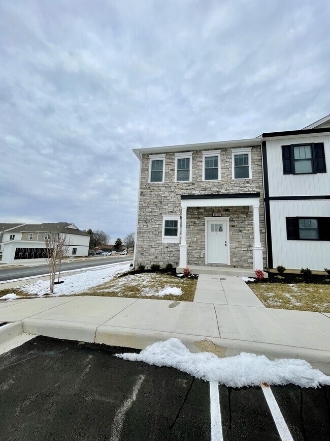 Photo - 556 Leesville Rd Townhome