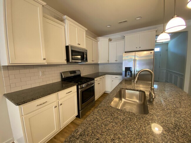 Foto del edificio - 13313 Savannah Point Dr