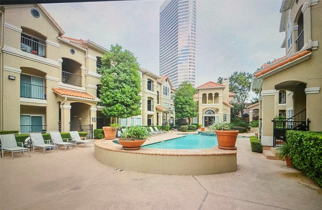 Building Photo - 3231 Allen Pkwy