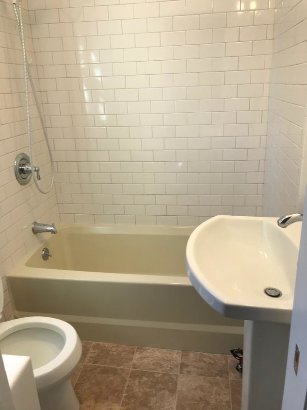 Foto principal - 1137 E Main St