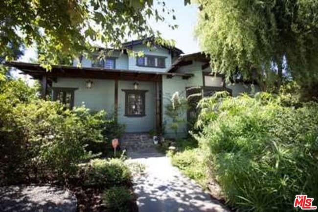 Building Photo - 1513 Walgrove Ave