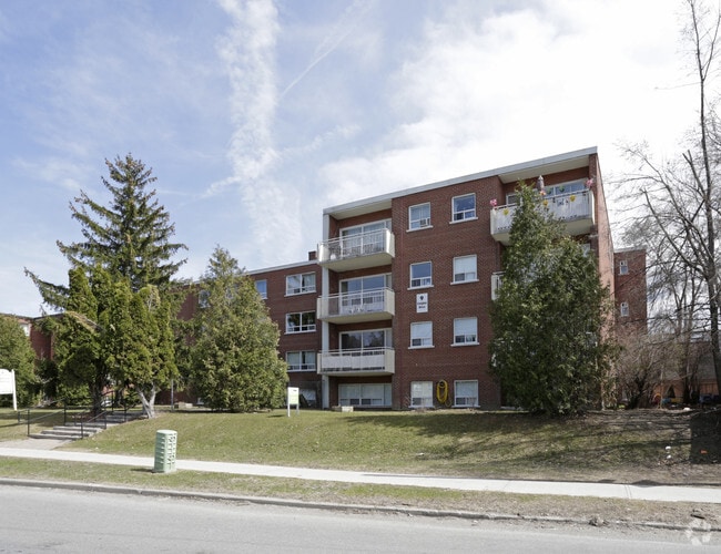 Building Photo - 9 Craigton Drive