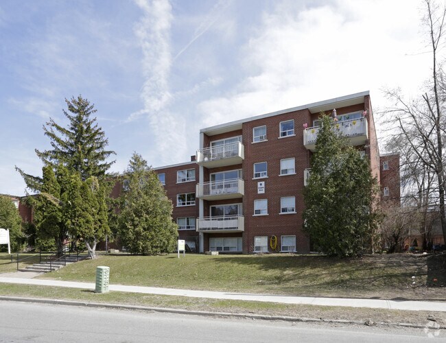 Photo du bâtiment - 9 Craigton Drive