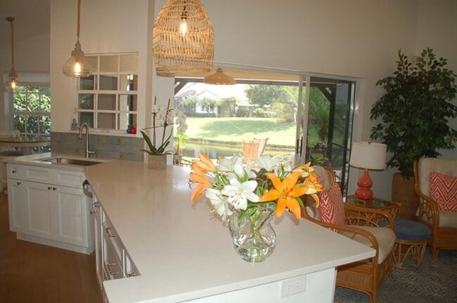 Photo - 16450 Riverwind Dr House