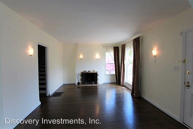 Foto del edificio - 2 br, 1 bath House - 3007 Sheffield Ave.