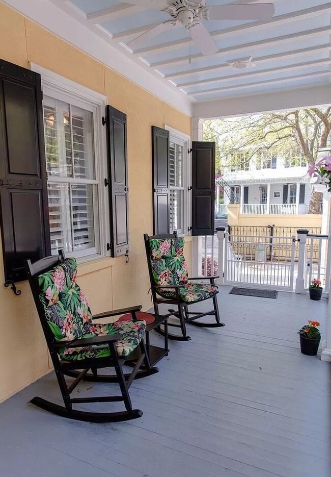 Photo - 4 Bedroom 4 Bath Furnished House in I'On -...