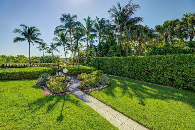 Foto del edificio - 1623 Collins Ave