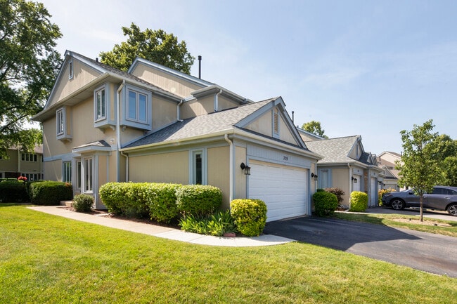 Building Photo - 329 Redwing Dr