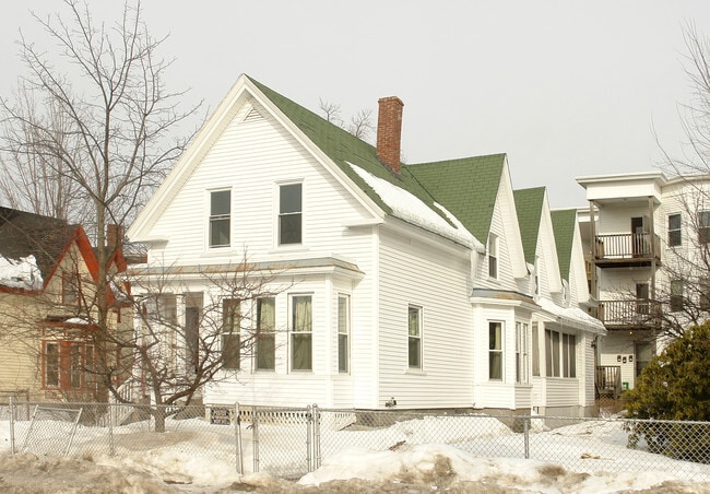 Building Photo - 336-338 Merrimack St