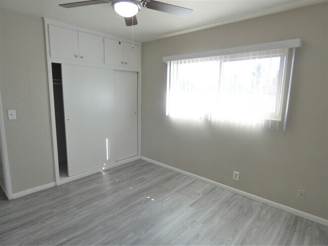 Foto del edificio - 9354 Greenwell St