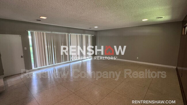 Foto del edificio - 3937 Mallard Point Dr