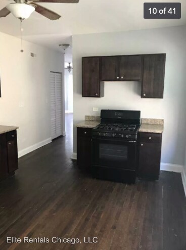 Building Photo - 4 br, 1 bath Apartment - 7937 S. Paulina St.