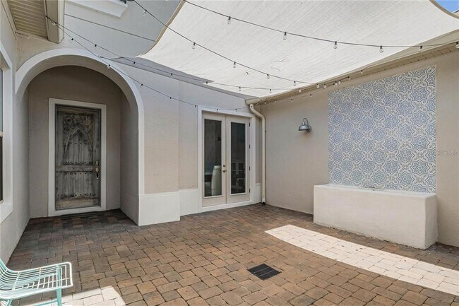 Building Photo - 1118 Estancia Wds Lp