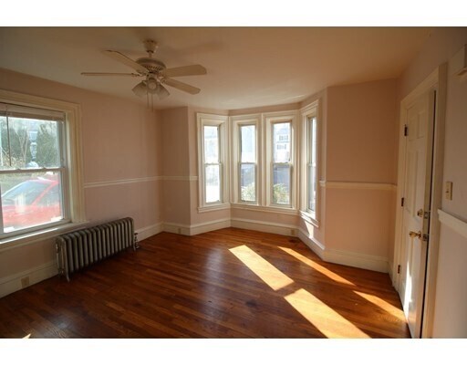 Building Photo - 90 Mt Vernon St