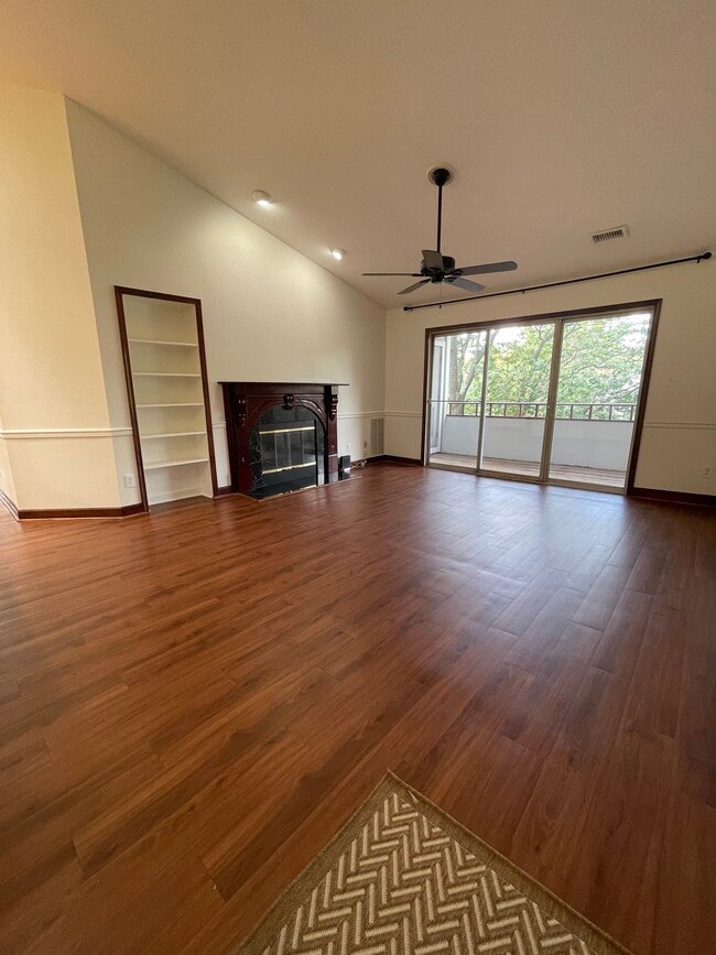 Building Photo - 13701 Modrad Way
